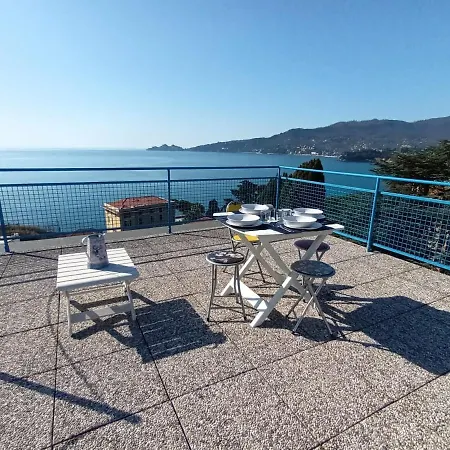 Con Stupenda Vista Mare Zona Bristol Rapallo