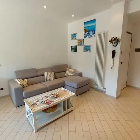 Con Stupenda Vista Mare Zona Bristol Appartement Rapallo
