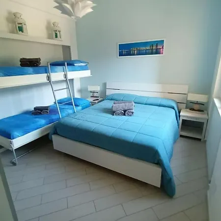 Con Stupenda Vista Mare Zona Bristol Apartman *